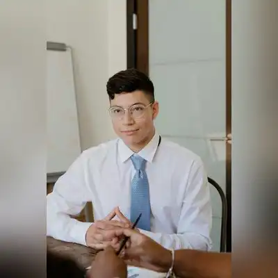 伍新茜
